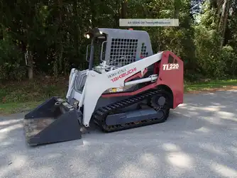 Generation-Takeuchi TL220 Compact track loaders-exterior