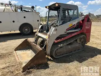 Generation-Takeuchi TL230 Compact track loaders-exterior