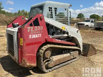 Generation-Takeuchi TL230 Compact track loaders-exterior