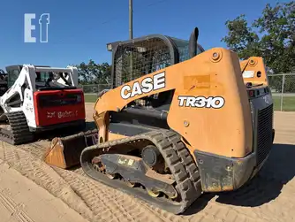 Generation-Case TR310 Compact track loaders-exterior
