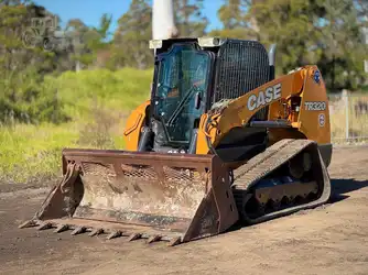 Generation-Case TR320 Compact track loaders-exterior