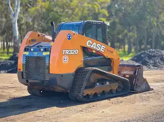Generation-Case TR320 Compact track loaders-exterior