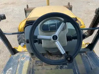 Generation-Komatsu WB142 Backhoe loaders-interior
