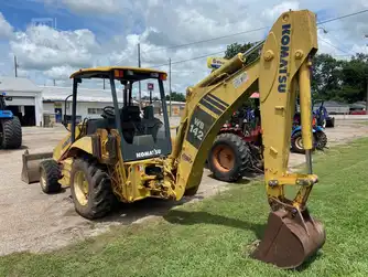 Generation-Komatsu WB142 Backhoe loaders-exterior