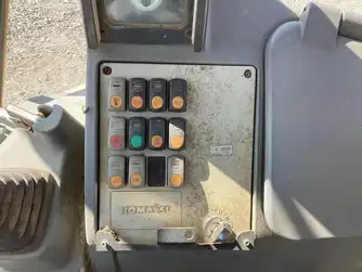 Generation-Komatsu WB156 Backhoe loaders-interior