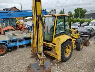 Generation-Komatsu WB91 Backhoe loaders-exterior