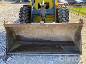 Generation-Komatsu WB98 Backhoe loaders-attachments