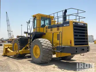 Generation-Komatsu WD600 Wheel dozers-exterior