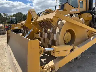 Generation-Komatsu WF550 Crawler dozers-attachments