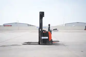 Generation-Toyota Staxio SPE Pallet stackers-exterior