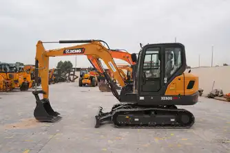 Generation-XCMG XE60 Mini excavators-exterior
