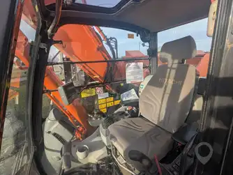 Generation-Hitachi ZX225 Medium excavators-interior