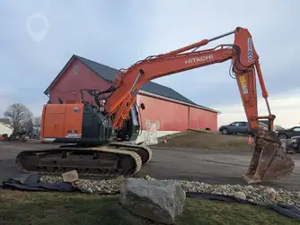 Generation-Hitachi ZX225 Medium excavators-exterior