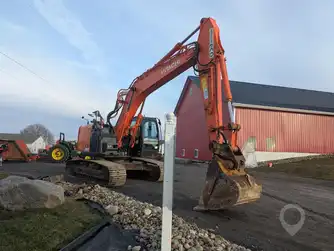 Generation-Hitachi ZX225 Medium excavators-exterior