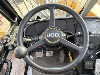 Generation-JCB 540 Telehandlers-interior