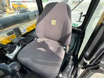 Generation-JCB 540 Telehandlers-interior