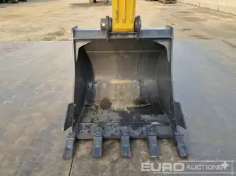 Generation-XCMG XE60 Mini excavators-attachments