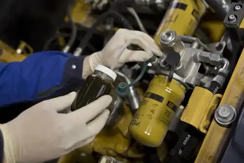 Machinery oil analysis: what testing reveals about your equipment - 4