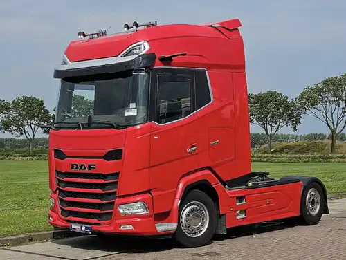 Top 12 most searched on-road truck brands - 11