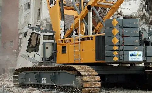 Heavy machines counterweights: functions and impact - 3