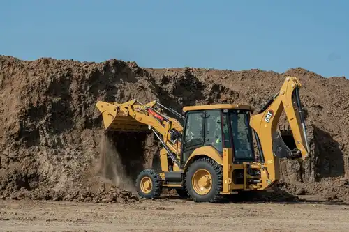 Skid steer vs. backhoe: the key differences and which loader is right for your project? - 5