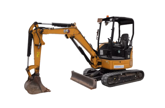 حفارة صغيرة بجنزير كاتربيلر 303E