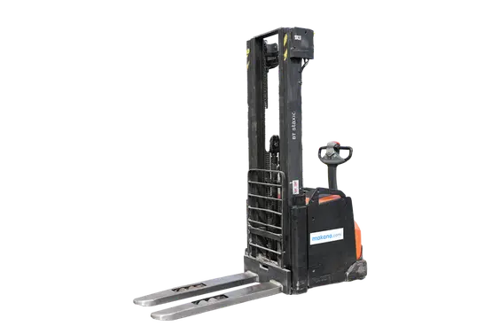 2017 Toyota Staxio SWE160L pallet stacker