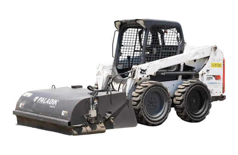 2018 Bobcat S550 skid steer loader with Paladin broom