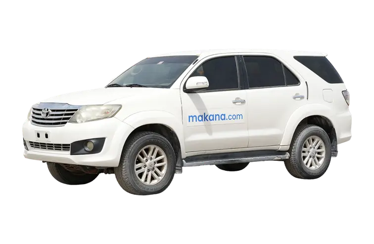 2013 Toyota Fortuner 4WD 7-seater SUV