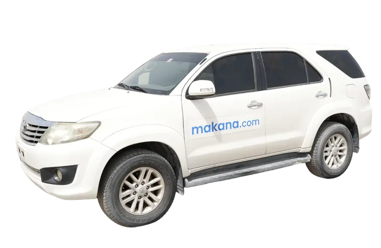 2013 Toyota Fortuner 4WD 7-seater SUV