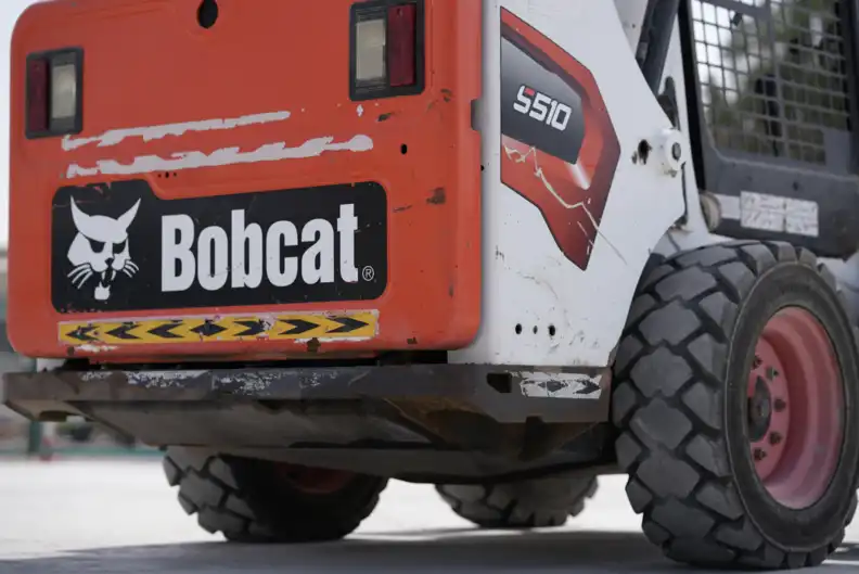 Why Bobcat skid steers keep seeing high UAE demand - 3