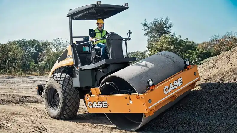 Asphalt compaction rollers: single drum vs. tandem vs. pneumatic - 1