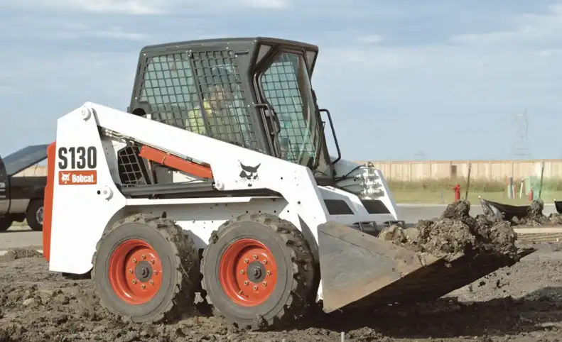 Why Bobcat skid steers keep seeing high UAE demand - 1