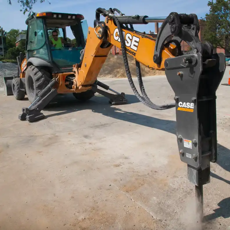 Don't buy a backhoe loader before reading these 10 tips - 3
