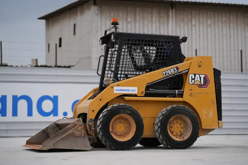 Makana’s top picks: pre-owned Bobcat S510 & CAT 226B3 skid steer loaders - 2